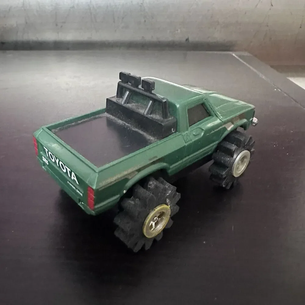 Schaper Stomper 4x4 Toyota SR5 Green Pickup Truck Works
